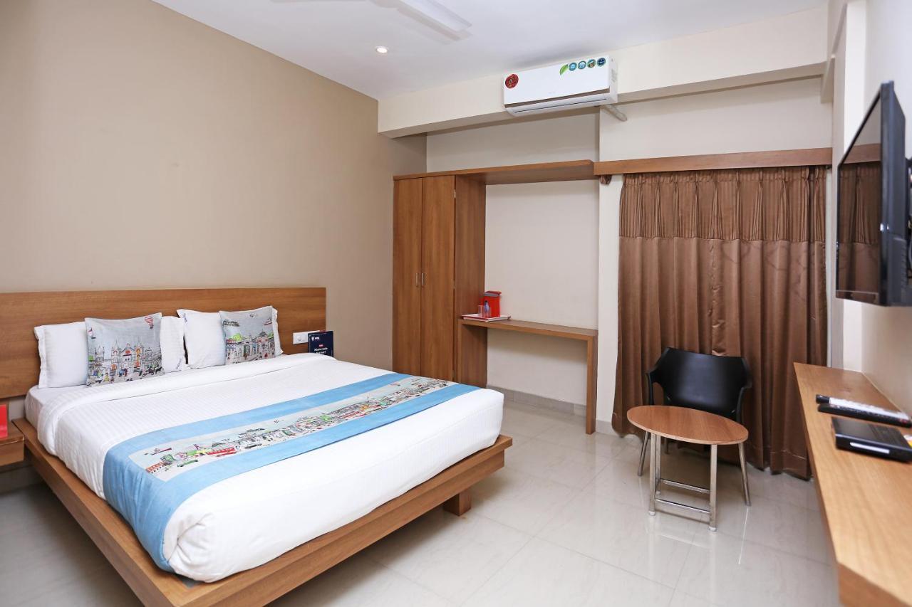 Oyo 6447 Samasth Rooms And Suites Mysore Exterior foto